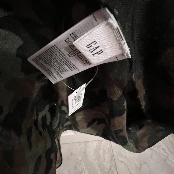 Gap factory camouflage scarf nwt - Picture 3 of 4